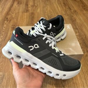 ON CLOUDRUNNER black running athletic training lace up shoes sneakers sz 7 new